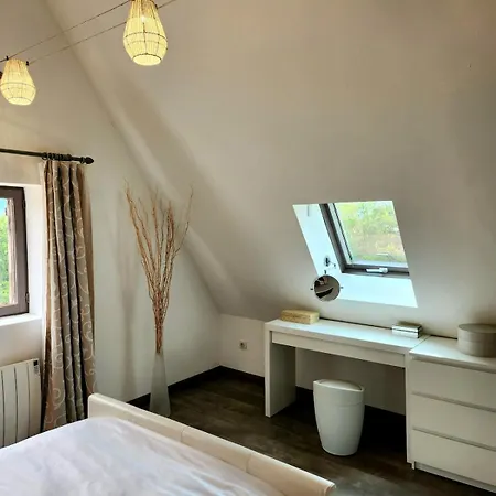 Dreamy 2br Dordogne Hideaway With Heated Pool And Views Holiday home