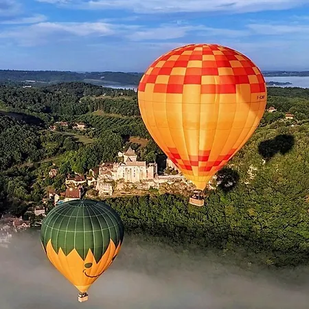Dreamy 2br Dordogne Hideaway With Heated Pool And Views Holiday home Castelnaud La Chapelle