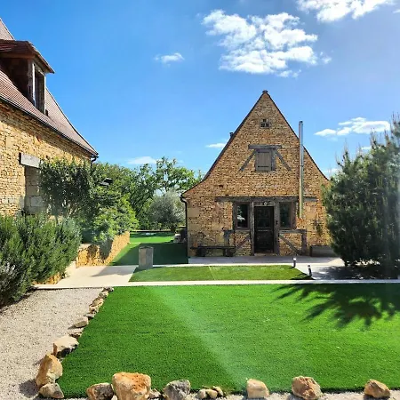Dreamy 2br Dordogne Hideaway With Heated Pool And Views * Castelnaud La Chapelle